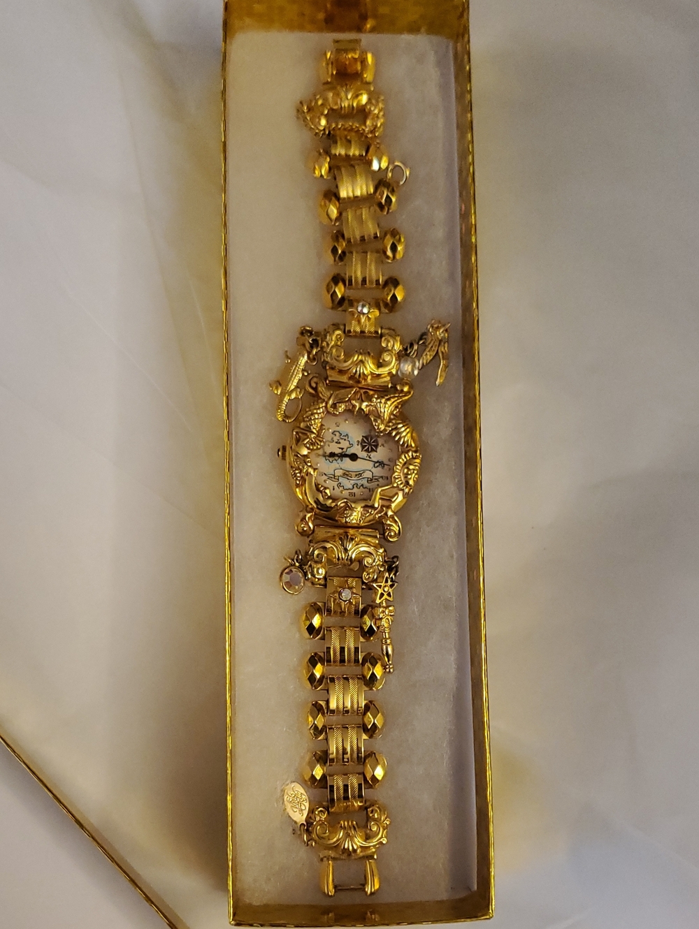 Vintage Retired Kirks Folly Foreverland Peter Pan Neverland Charm Bracelet Watch